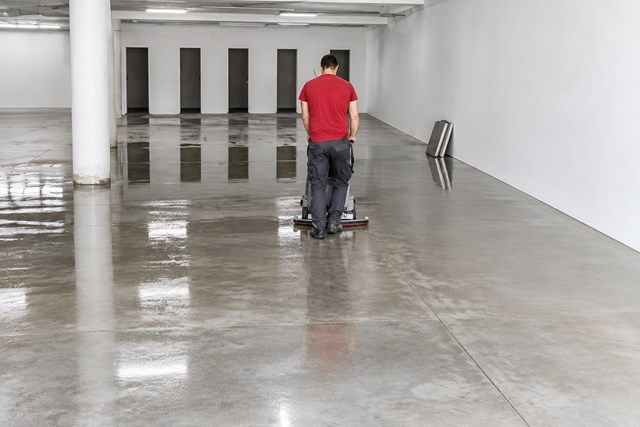 Limpieza industrial en Lugo para naves, fábricas y talleres - Imagen 1
